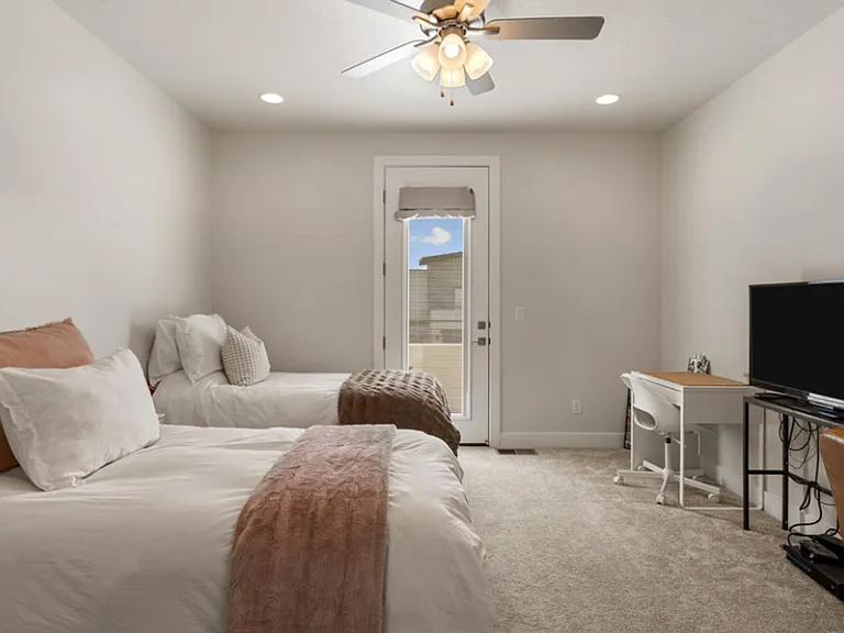 4118 S Baywood Dr — Photo 4
