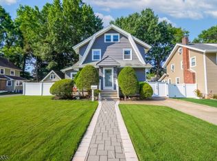 256 Van Buren Ave, Teaneck, NJ 07666