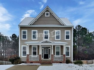108 Haywood Ln, Clayton, NC 27527