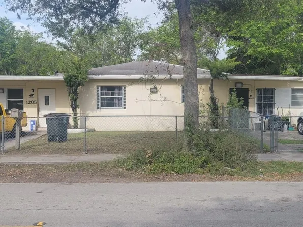 1205 NE 127th St, North Miami, FL 33161