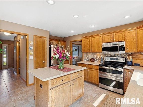 5th image of 1315 W 52nd Street Ct