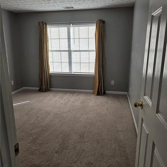 1529 Sydney Pond Cir — Photo 12