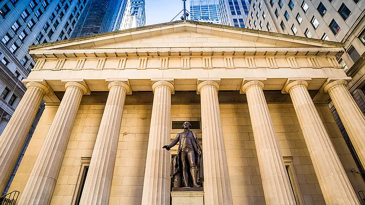 Rented by Greystar | media 47