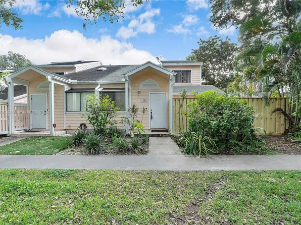 1847 Runners Way, North Lauderdale, FL 33068