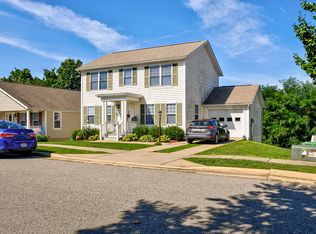 171 W Main St #2B-1BA-879SQFT, Saint Clairsville, OH 43950