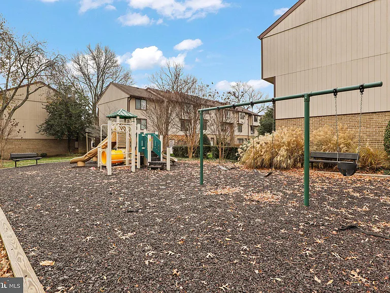 1751 Westwind Way #38B — Photo 27