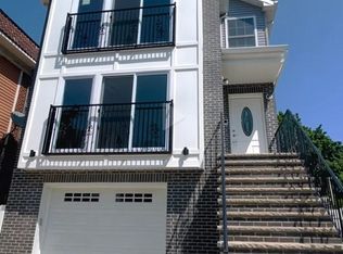 298 Ridgewood Ave #2, Newark, NJ 07112