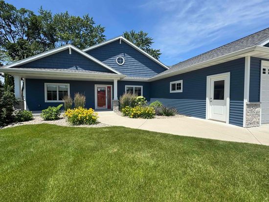 N8670 Linden Beach Rd, Fond Du Lac, WI 54937
