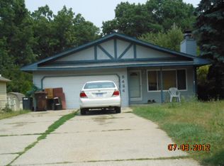 5424 Carroll Lake Rd, Commerce Township, MI 48382