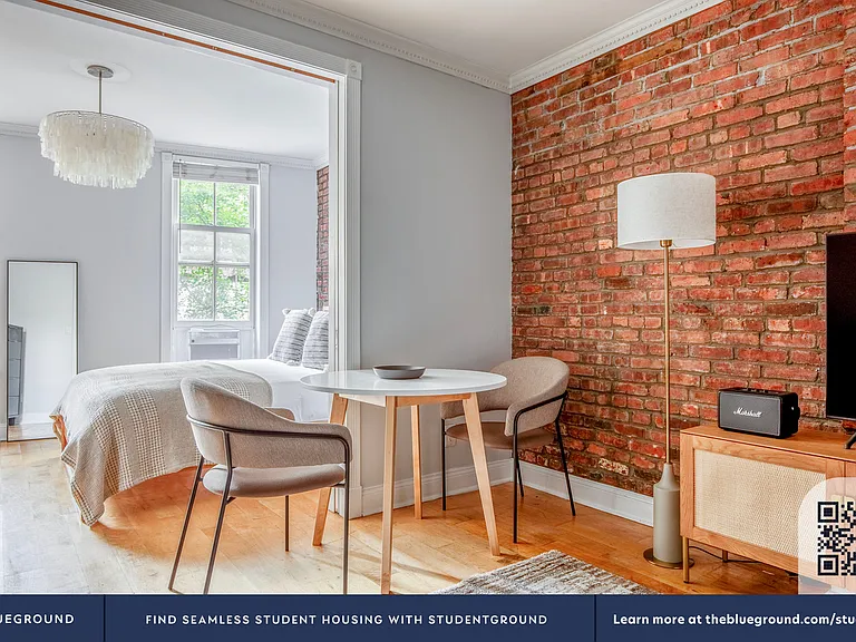 120 Christopher St #4 — Photo 6