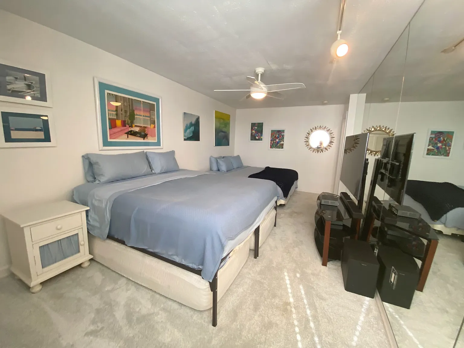Yardarm 261 Dune Road — Photo 4