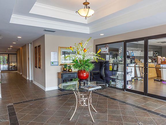 3rd image of 701 Market St Unit 203