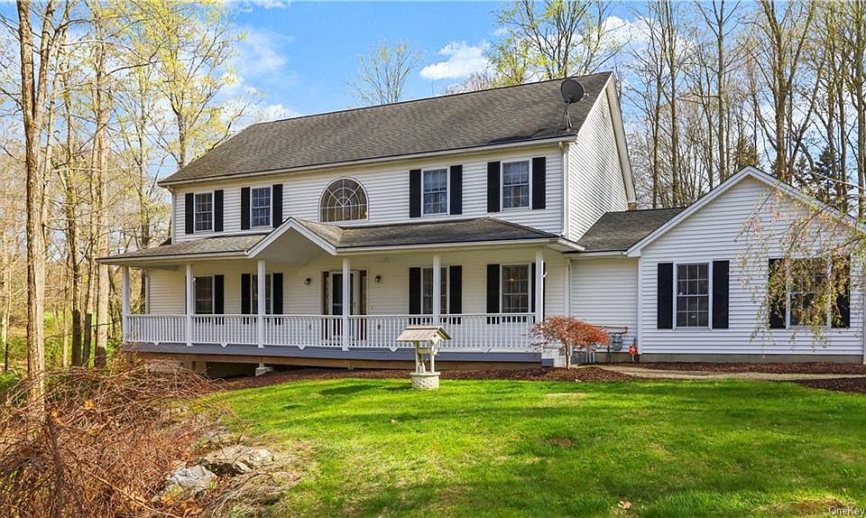 1st image of 22 Killian Ln