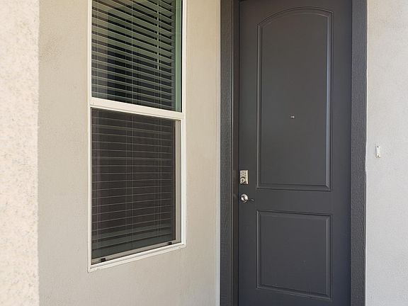 FRONT DOOR W KEY PAD ENTRY OPTION