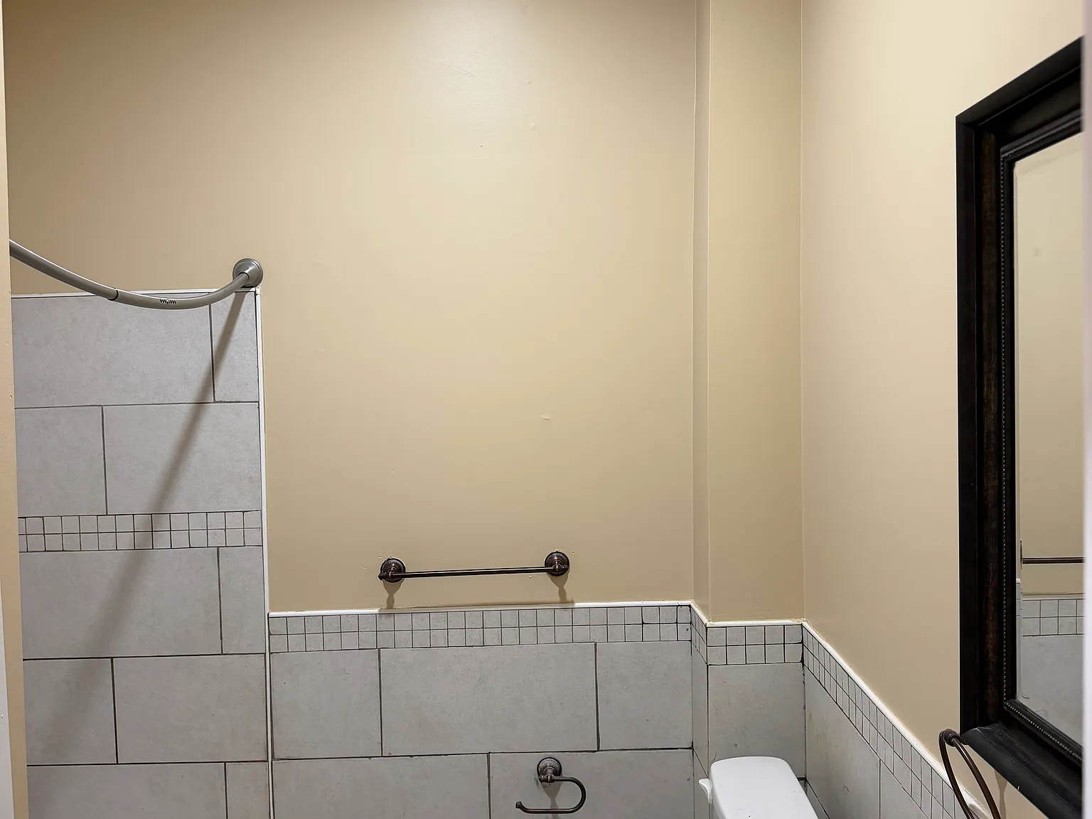 1 bed, 640 sqft, $1,000 — Photo 4