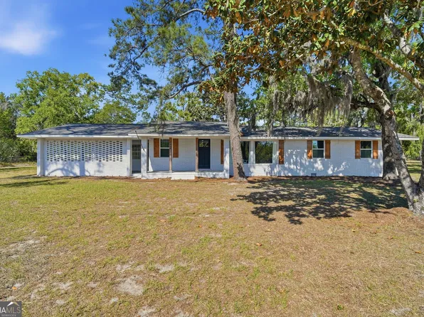 2448 Ware St, Blackshear, GA 31516