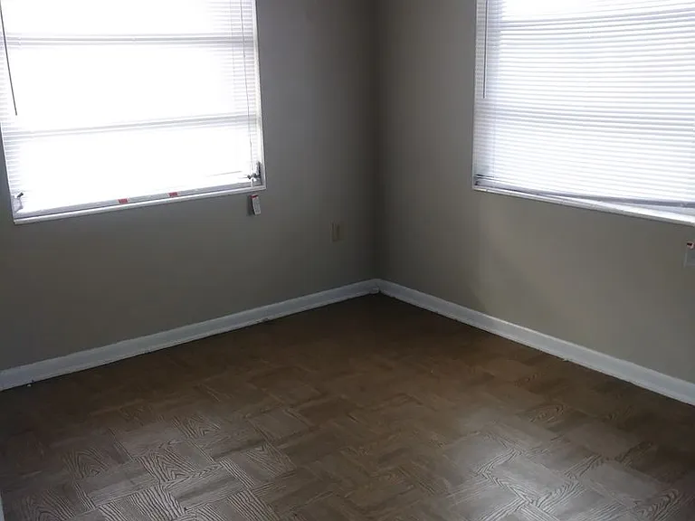 346 N Dewey St — Photo 6