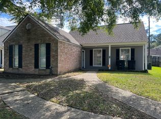 17150 Lakepark Ave, Baton Rouge, LA 70816