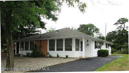 2nd image of 2225 Mount Carmel Blvd