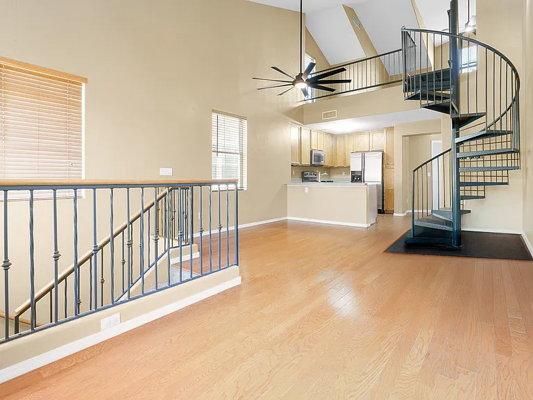 751 N Port Dr — Photo 14