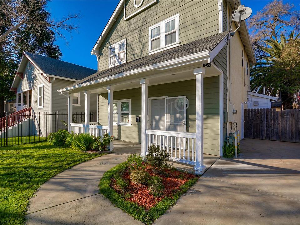 2nd image of 4111 8th Ave