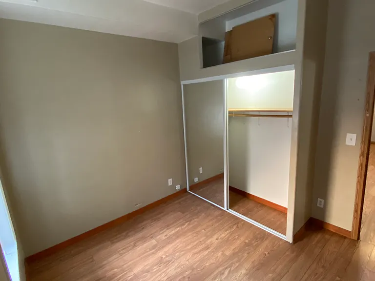 1807 S May St #2B — Photo 19