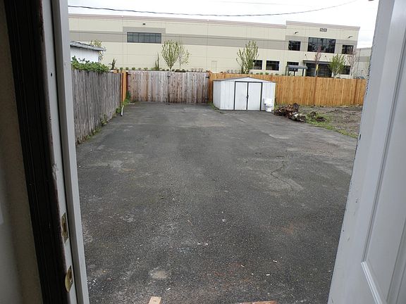 Large back yard 