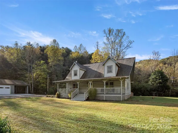 538 E Fork Rd, Sylva, NC 28779