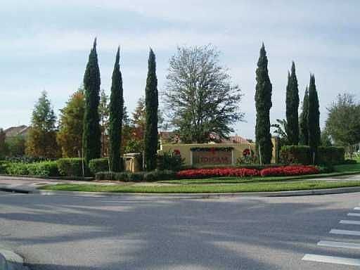 Toscana Enterance
