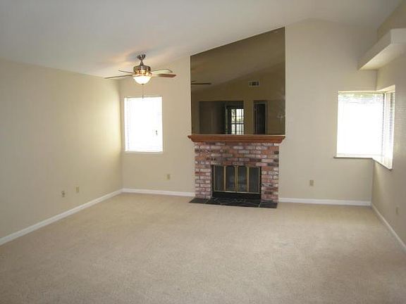 5th image of 2881 Shasta Dr