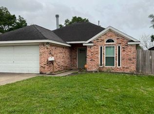 1127 Franklin Ave, Nederland, TX 77627