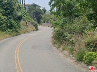 2716 Nichols Canyon Rd, Los Angeles, CA 90046