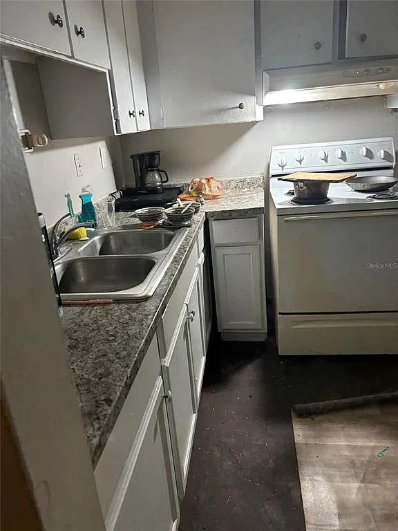 2 bed, 2.0 bath, 1027 sqft, $1,990 — Photo 3