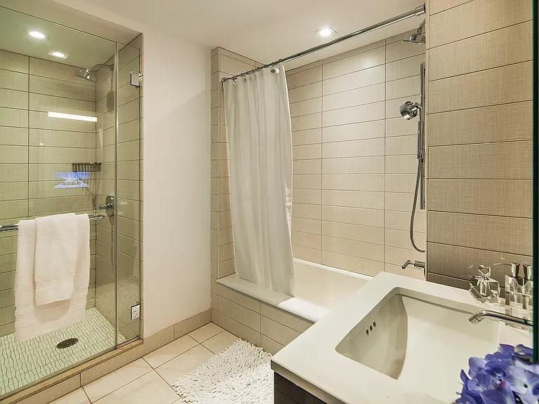 227 W 77th St #11G — Photo 4