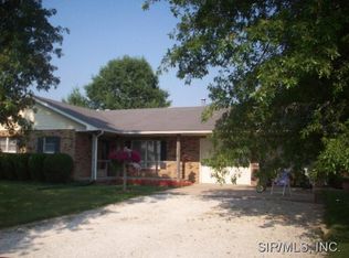 22804 S Centennial Rd, Jerseyville, IL 62052