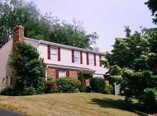 4718 Denbigh Ct, Allison Park, PA 15101