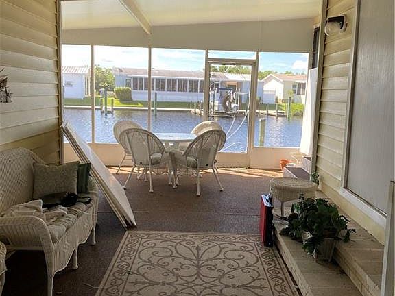 3rd image of 5561 Sir Walter Way