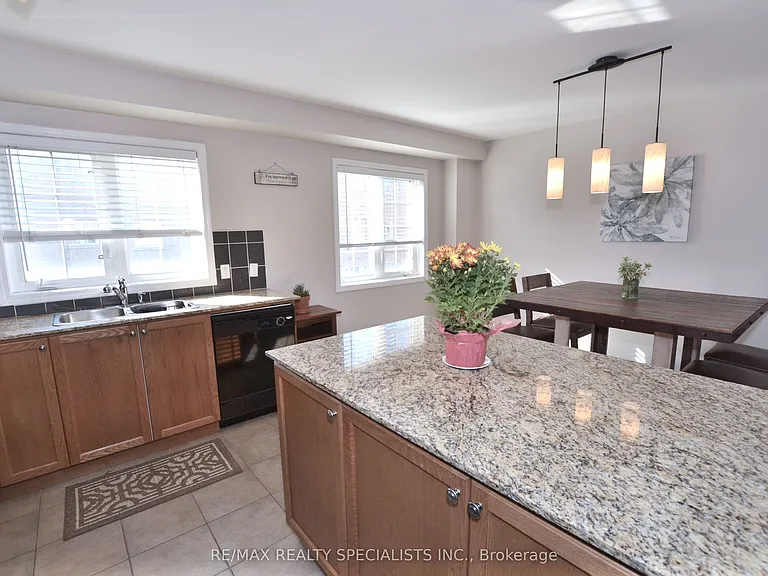 470 Beach Blvd #53 — Photo 4