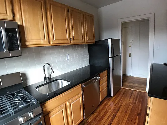 Rented by Sovereign Associates | media 23