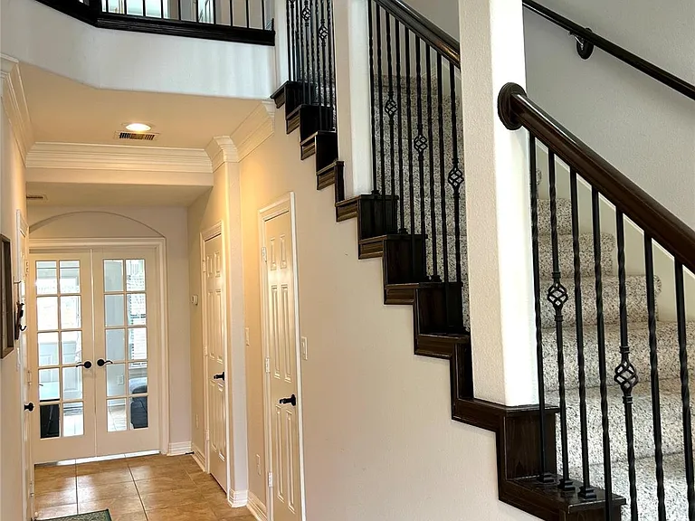 2746 Kings Retreat Cir — Photo 4