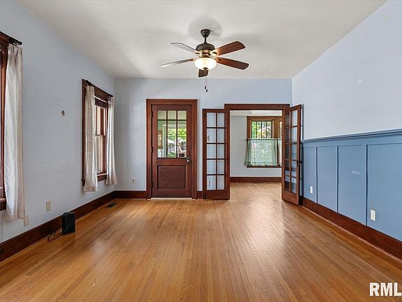 5th image of 1725 Holmes Ave