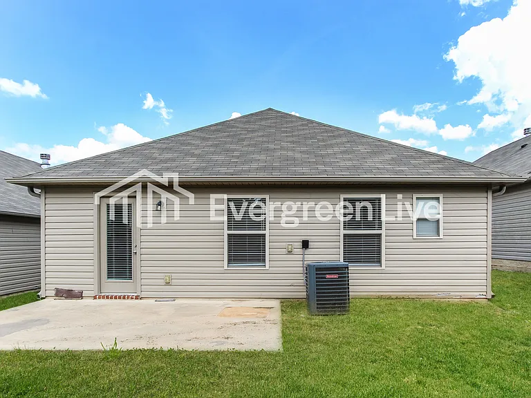 4834 Cove Ln — Photo 14