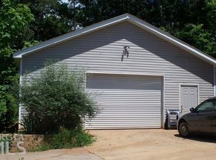 42 Etowah Ln, Cartersville, GA 30120
