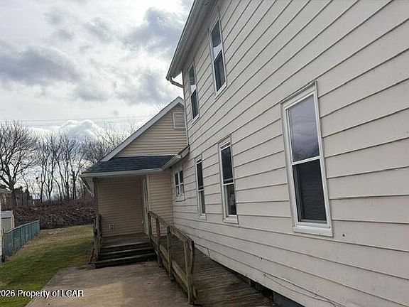 2nd image of 74 Mason St