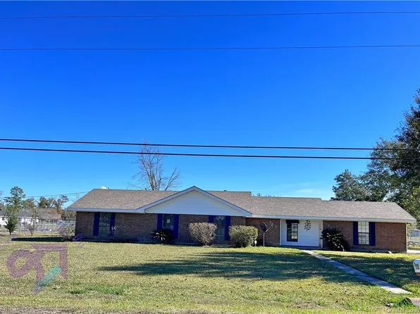 2834 Belfield Rd, Moss Bluff, LA 70611
