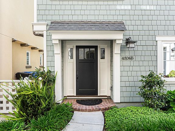 4th image of 43065 Calle Esperanza