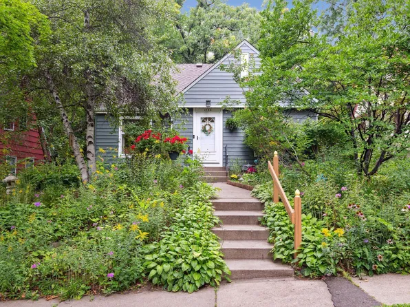 1743 Taylor Ave W, Saint Paul, MN 55104