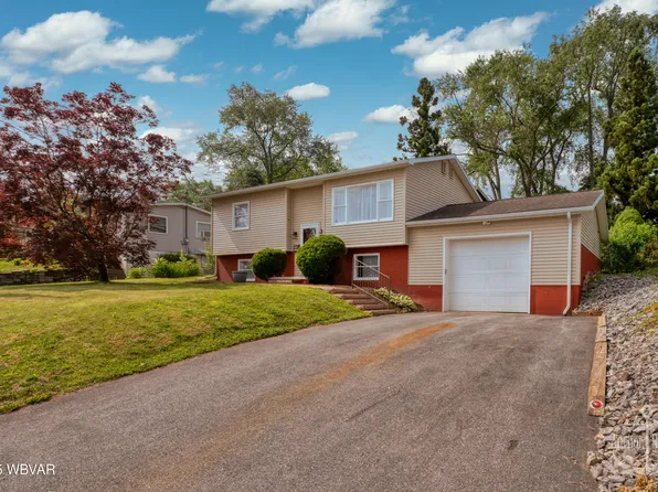 127 E Highland St, Jersey Shore, PA 17740