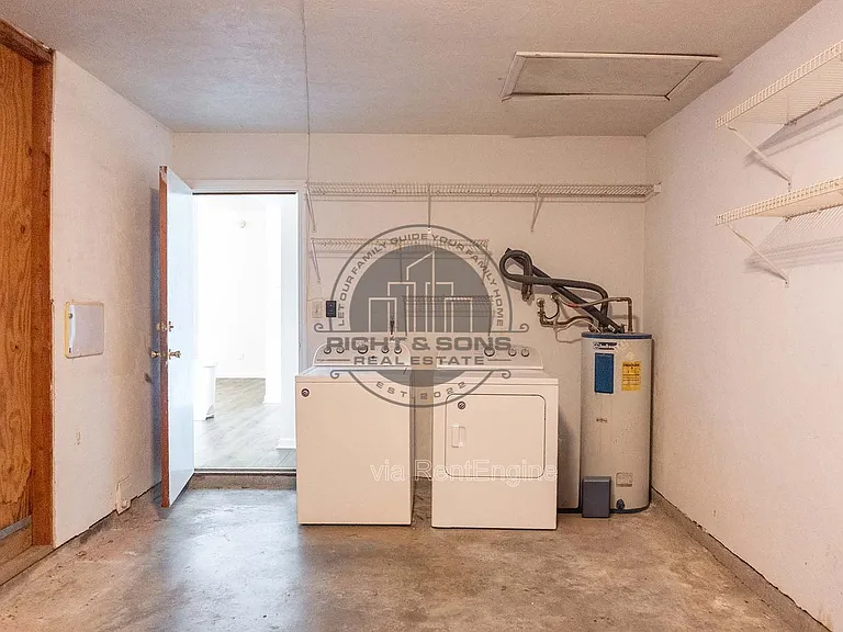3223 Albert Dr #1 — Photo 22