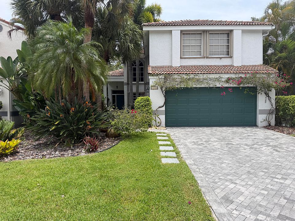 1st image of 23330 La Vida Way